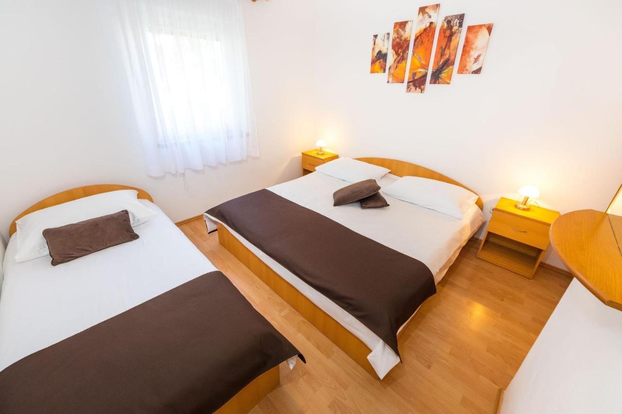 Apartments By The Sea Vrsi - Mulo, Zadar - 5951 Luaran gambar