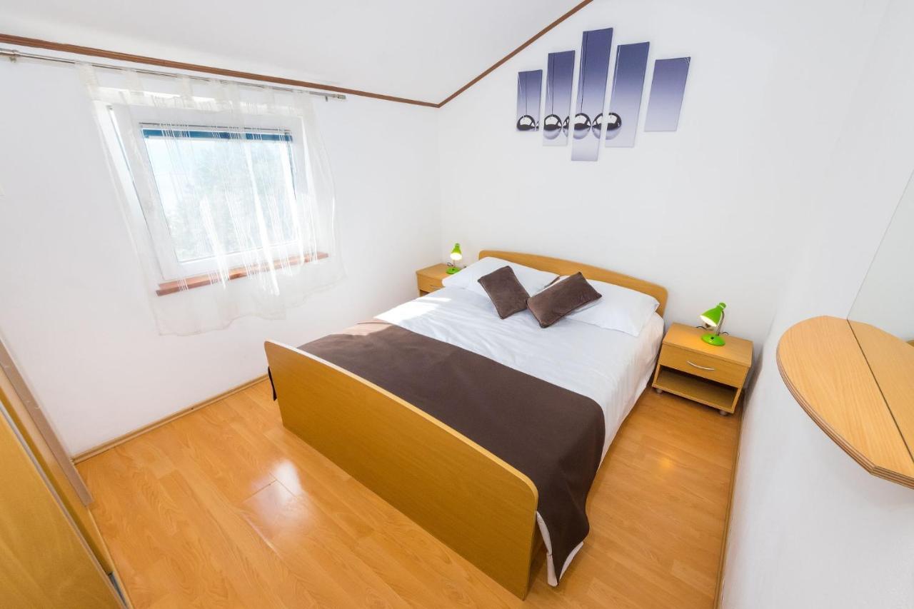 Apartments By The Sea Vrsi - Mulo, Zadar - 5951 Luaran gambar