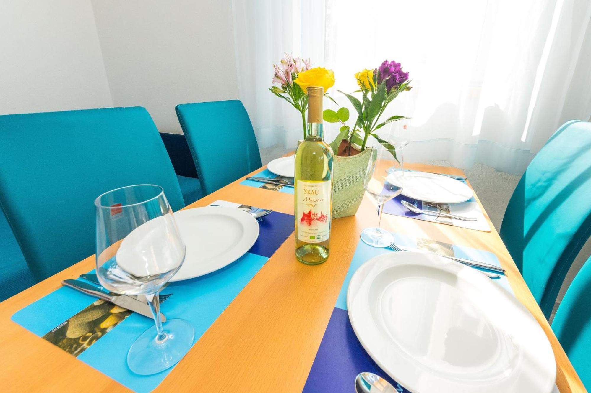 Apartments By The Sea Vrsi - Mulo, Zadar - 5951 Bilik gambar