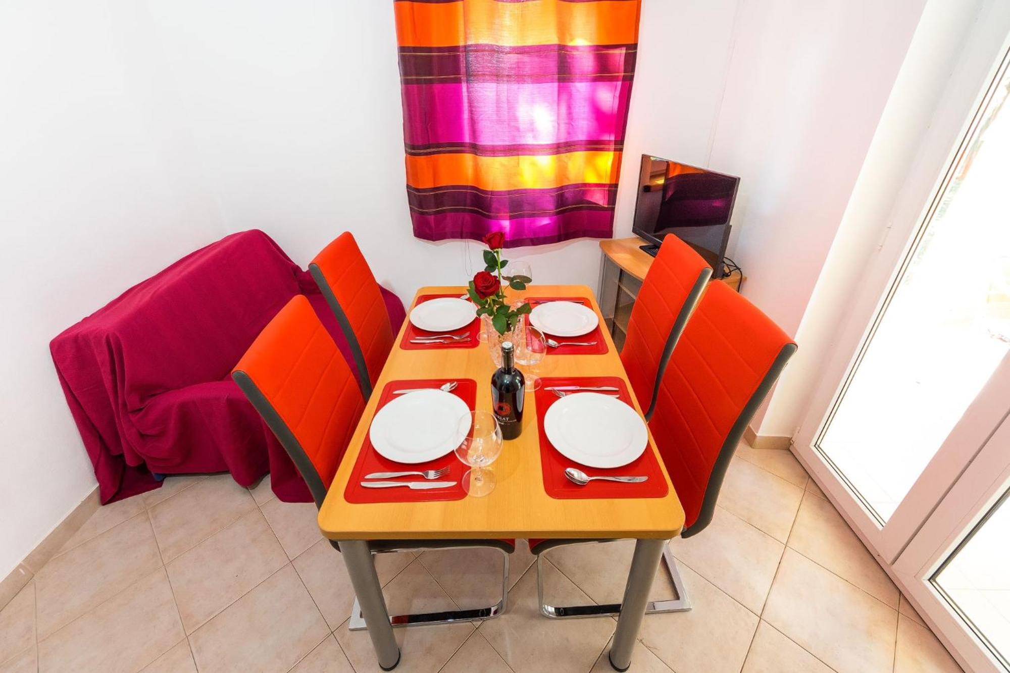 Apartments By The Sea Vrsi - Mulo, Zadar - 5951 Bilik gambar
